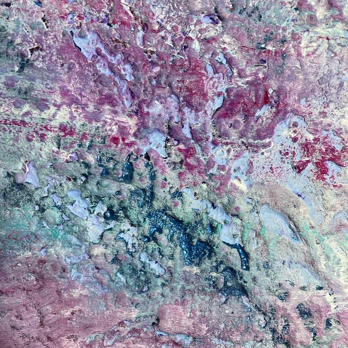 „Key West", Detailansicht des abstrakten Kunstwerks von Sabine Runge in hellen mediterranen Farbtönen, Rosa, Türkis und Weiß, strukturierte Oberfläche, moderne abstrakte Malerei