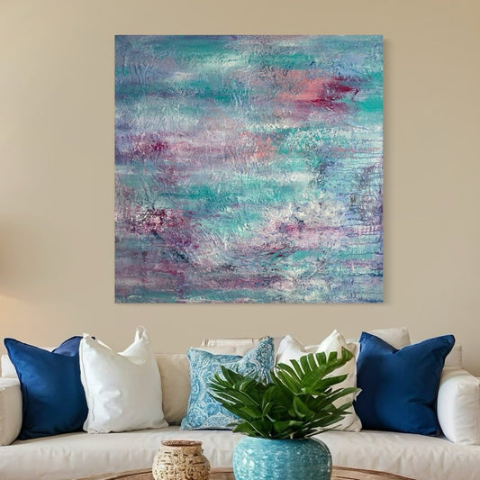 „Key West", abstraktes Gemälde von Sabine Runge in Rosa, Türkis, Weiß und hellen mediterranen Farbtönen mit Struktur, moderne abstrakte Malerei stilvoll präsentiert im luxuriösen Interior