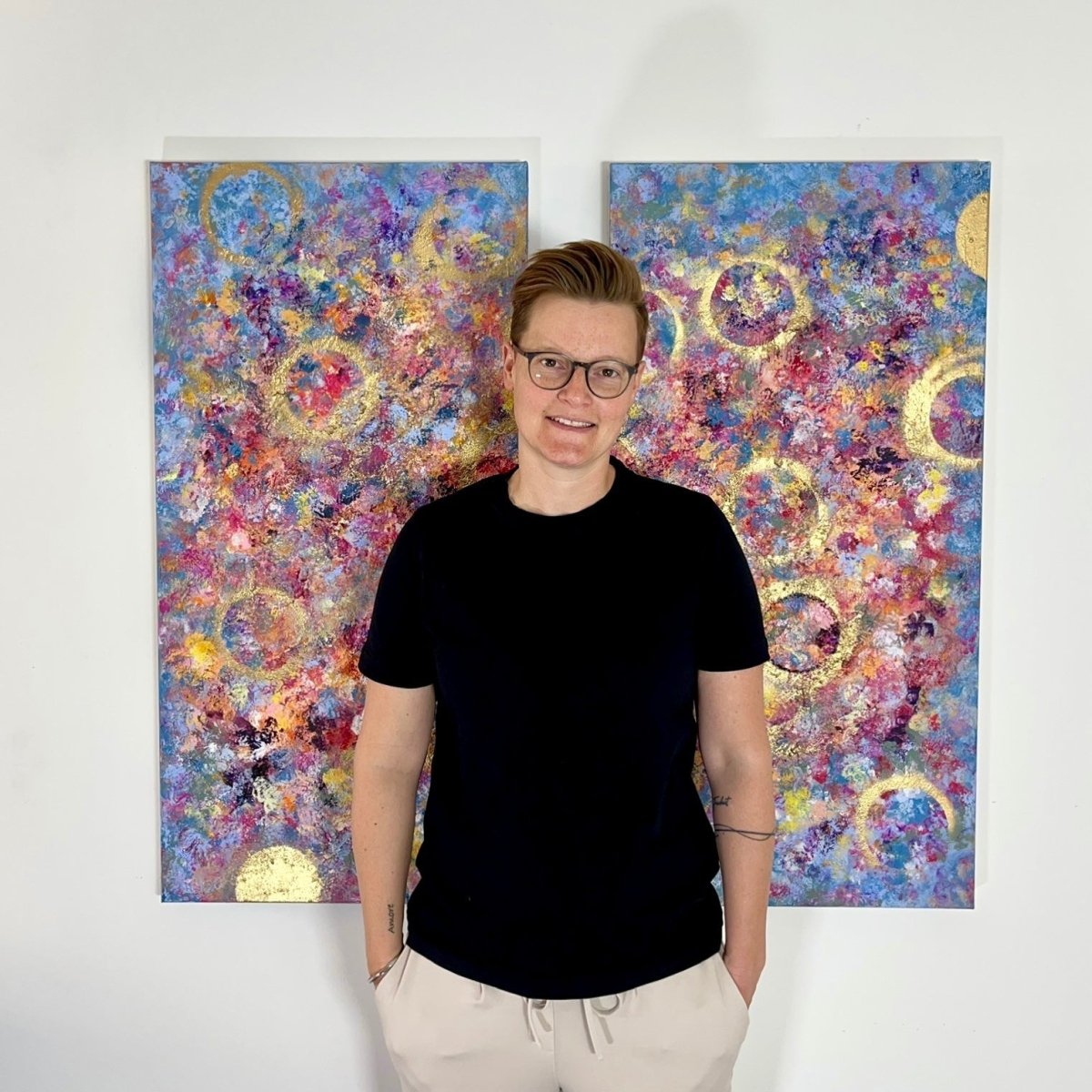 „Out of the Bubble", abstraktes Kunstwerk von Sabine Runge, bunt, farbenfroh mit strukturierter Oberfläche, moderne abstrakte Malerei
