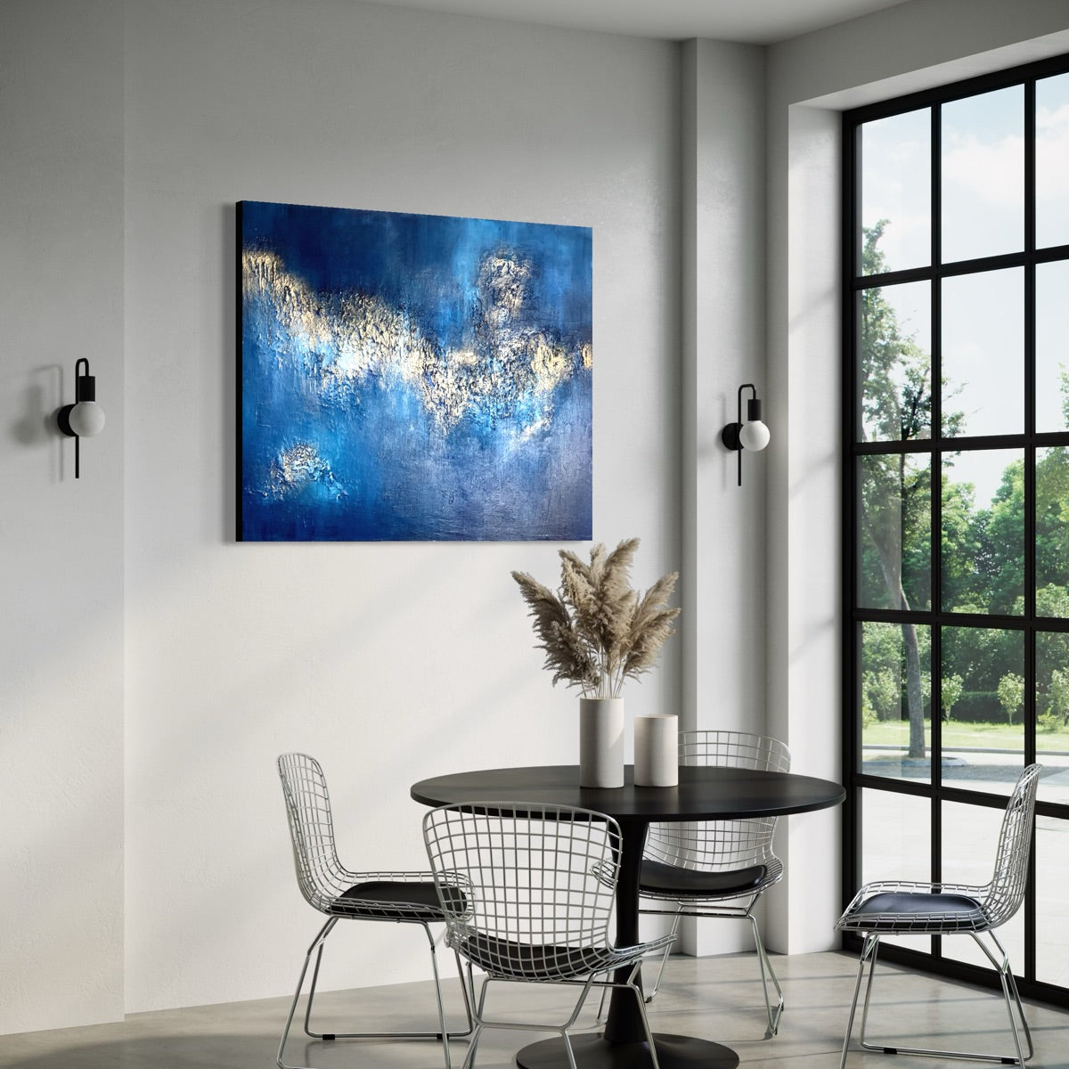Abstraktes Originalgemälde Diamonds of Heaven – seitliche Raumansicht, Leinwand mit Steinmehl und Gold-Metallic in Nachtblau, 120 x 100 cm, Sabine Runge Painting