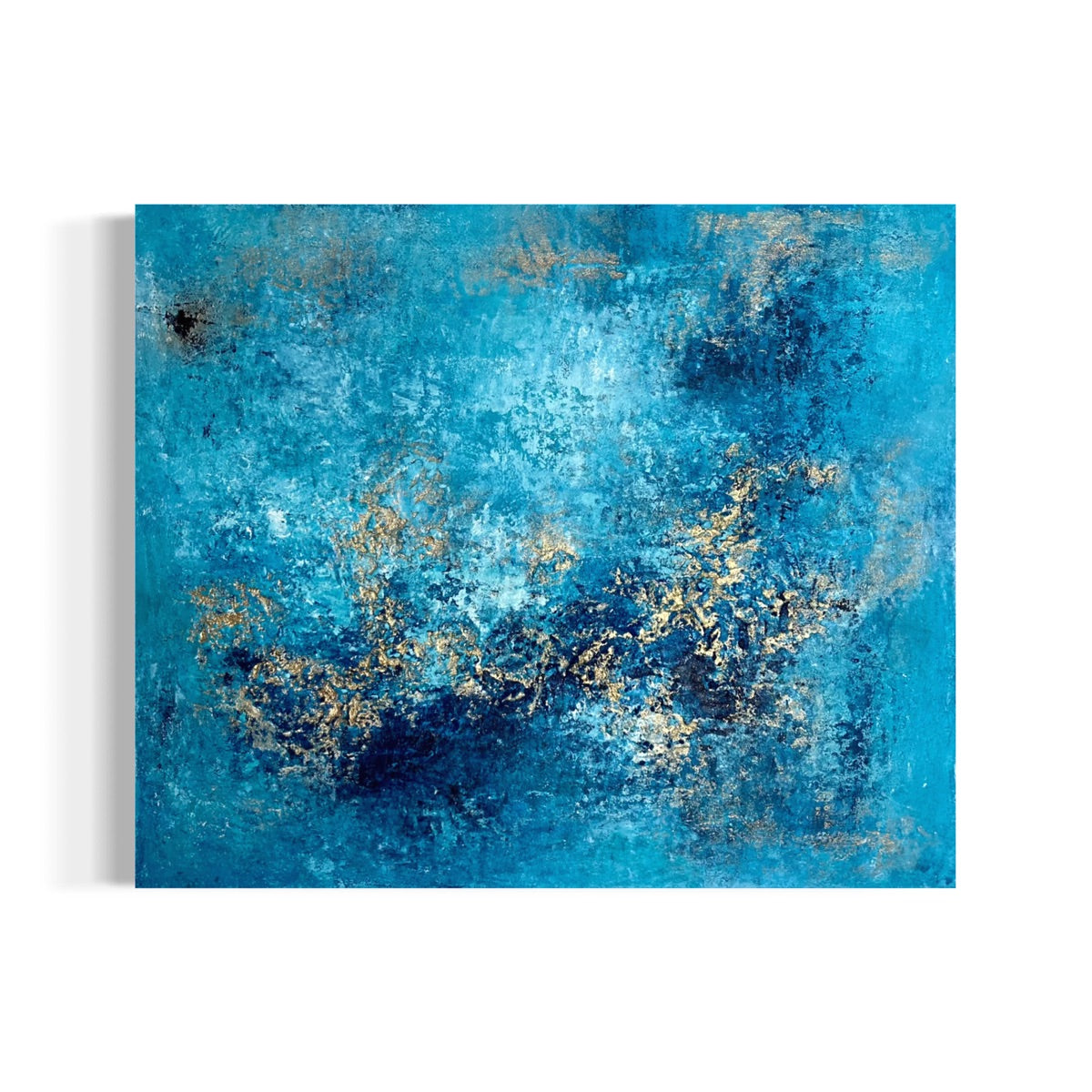 Großes abstraktes Gemälde Blue Secrets – strukturiertes Wandbild in Türkis und Blau mit Metallic-Gold, 120 x 100 cm, Champagnerkreide, Sabine Runge Painting